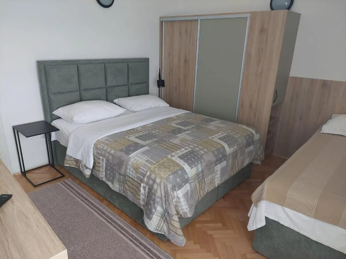 Diana Rooms And Apartments Starigrad Paklenica