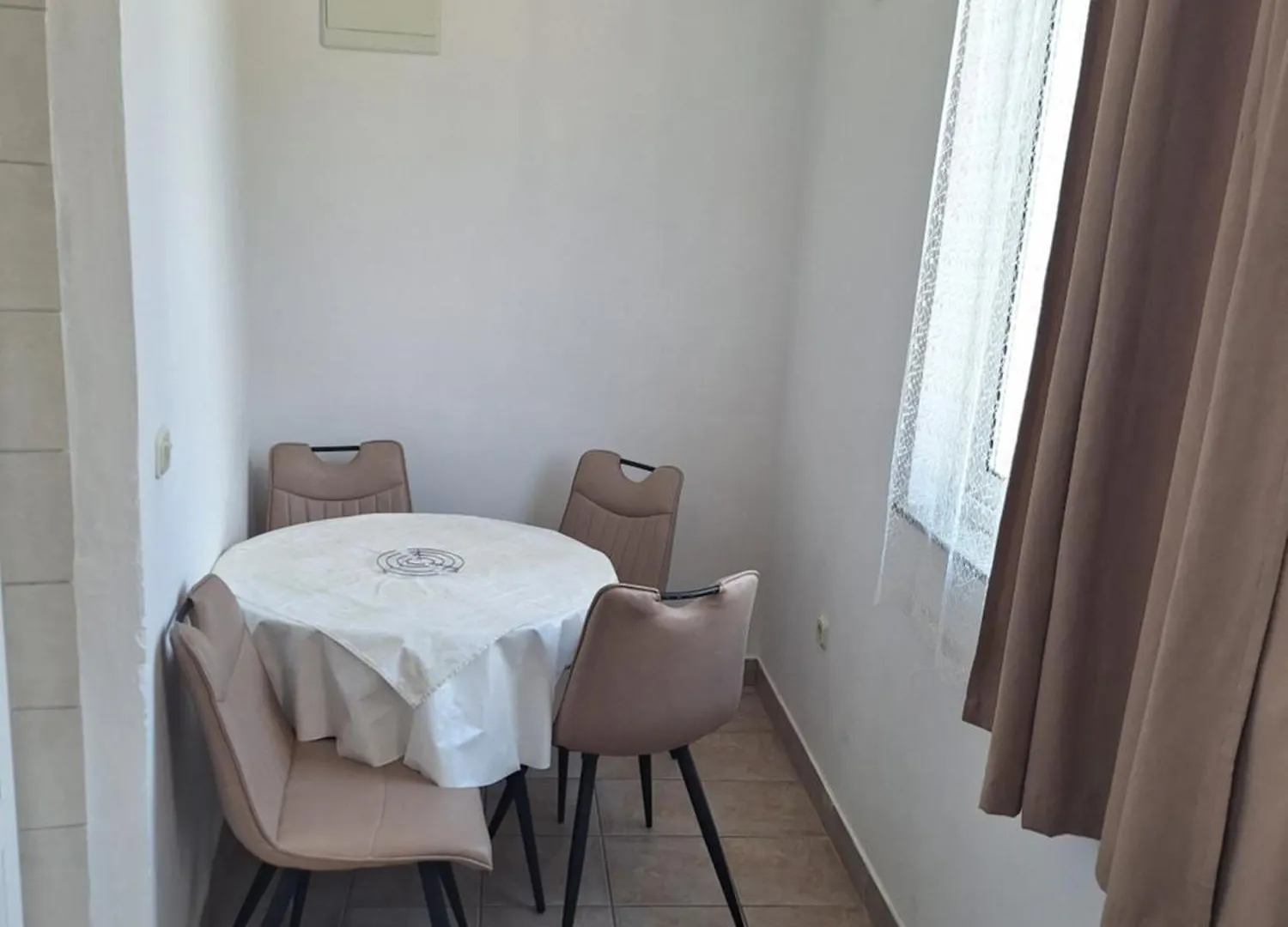 Diana Rooms And Apartments Starigrad Paklenica