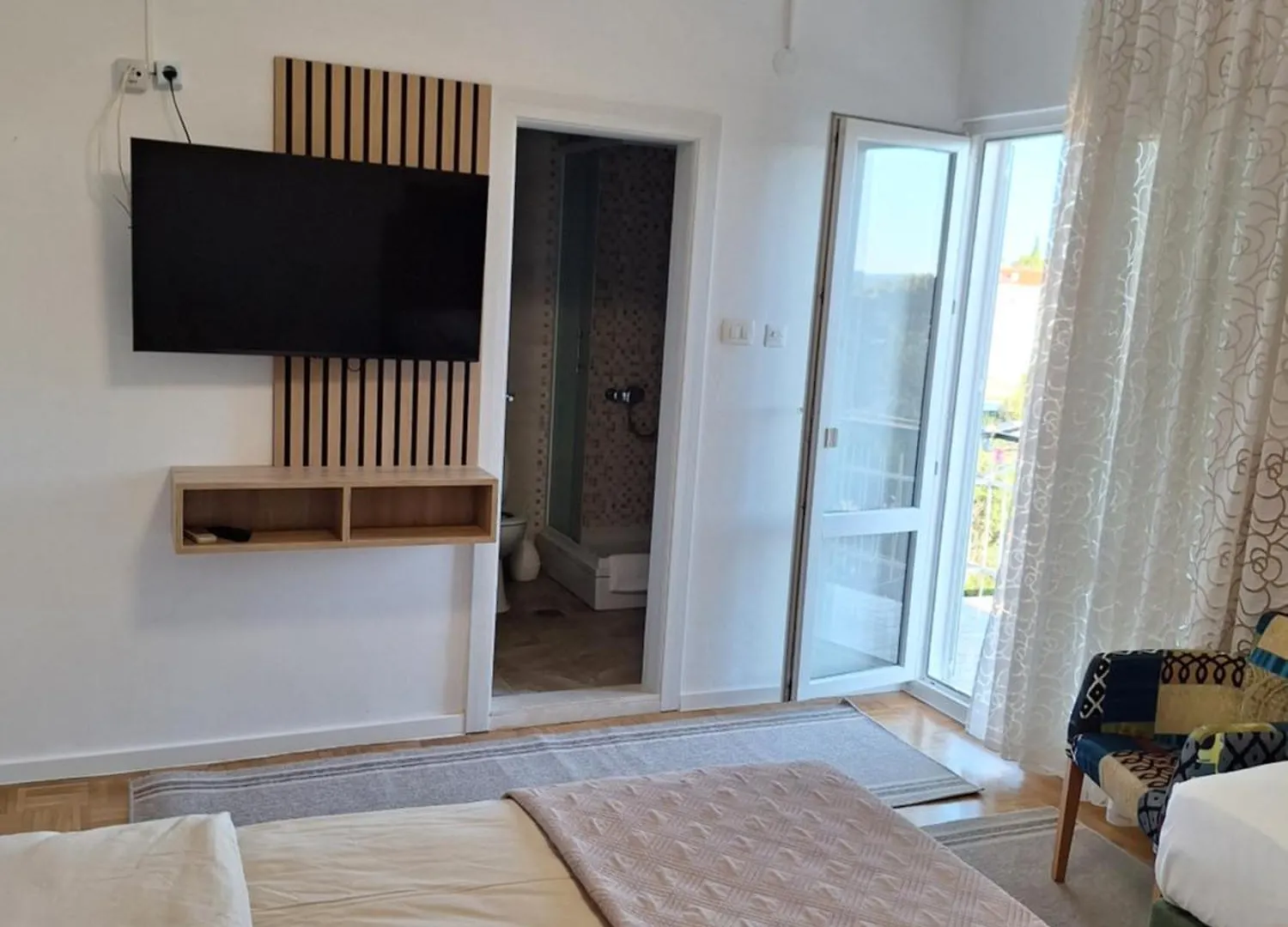Diana Rooms And Apartments Starigrad Paklenica 0*,  Croazia