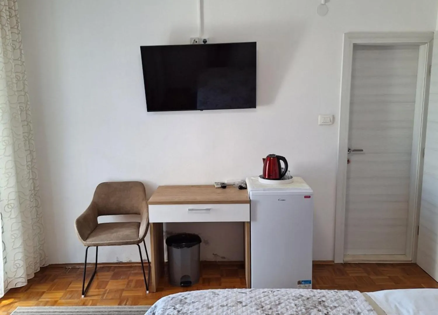 Diana Rooms And Apartments Starigrad Paklenica Croazia