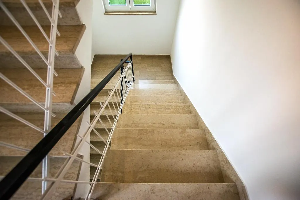 Diana Rooms And Apartments 0*, Starigrad Paklenica Croatia