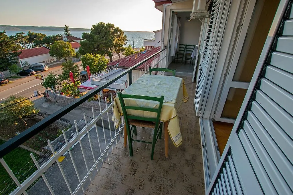 Diana Rooms And Apartments Starigrad Paklenica
