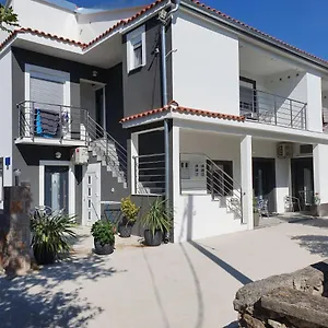 Jeli Apartman
